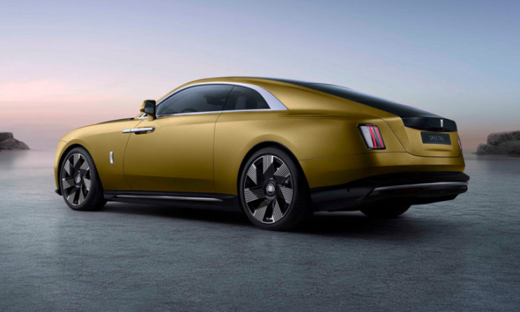 spectre becomes first ev from rolls-royce, retains opulence and luxury