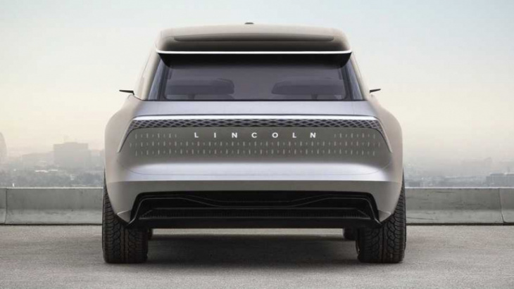 lincoln asking dealers to invest up to $900,000 to sell evs