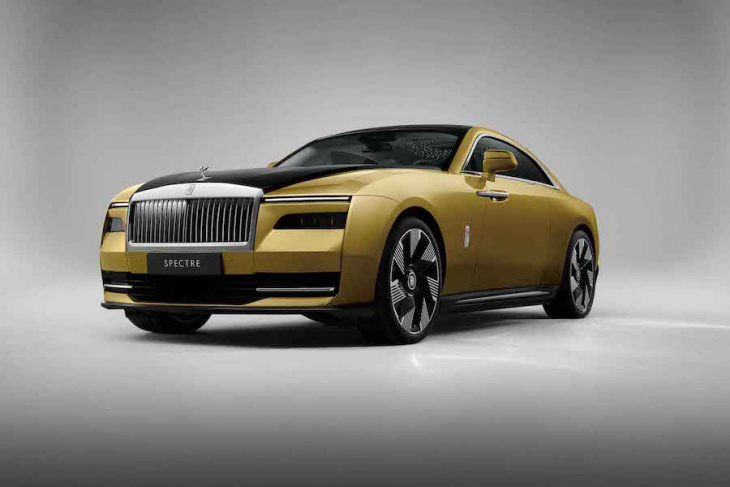 rolls-royce enters next era as first fully-electric motor car goes on display, in gold
