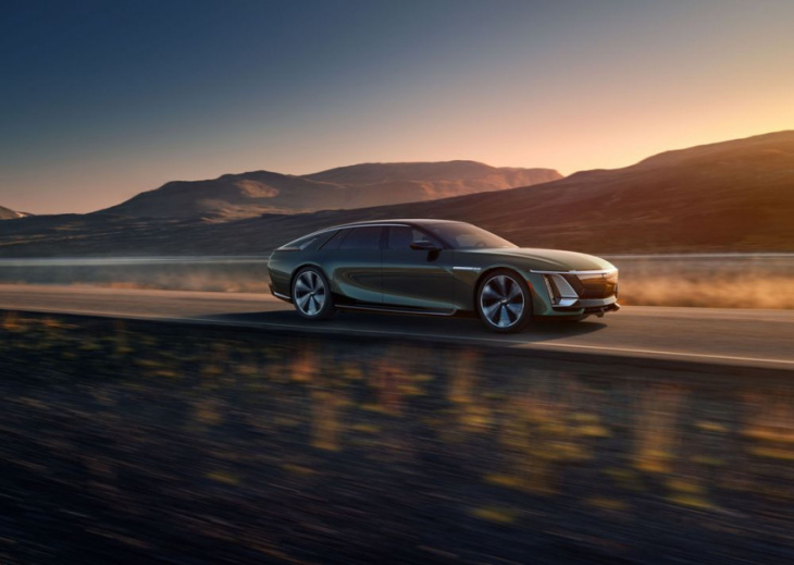 why cadillac thinks it can sell a $300,000 car