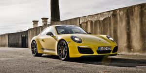 2023 porsche 911 carrera t returns to delight drivers who can't afford a gt3 rs