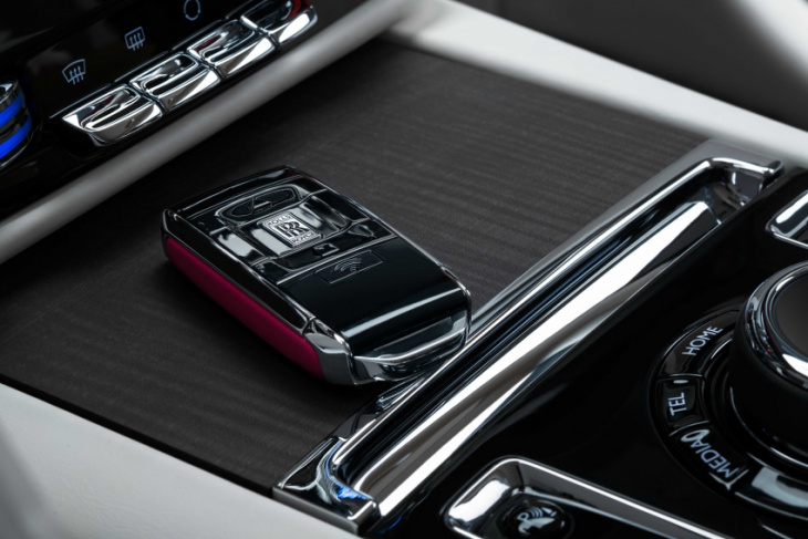 rolls-royce debuts first battery-powered car – everything you need to know