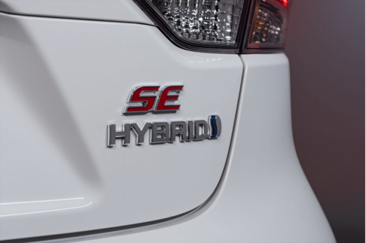 android, 2023 toyota corolla hybrid gets awd option, gas mileage dips