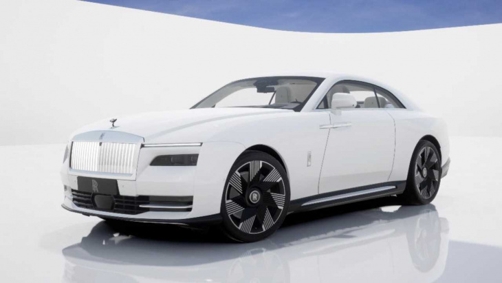 rolls-royce spectre configurator goes live and the options are glamorous