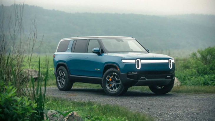 gm appears to be benchmarking rivian r1s electric three-row suv
