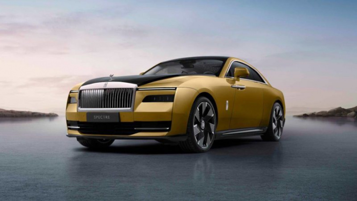 rolls-royce unveils the spectre, its first fully electric car
