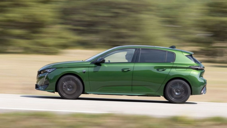 c'est chic! 2023 peugeot 308 price and specs: new toyota corolla and mazda 3 rival moves upmarket