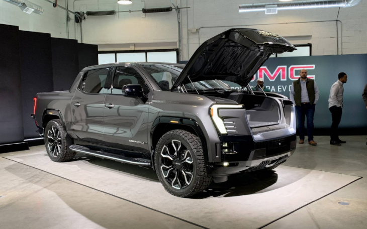 2024 gmc sierra ev  unveiled as brand’s second electric pickup