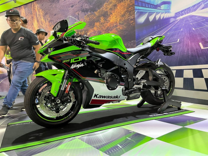 four kawasaki big bike models launched at motogp sepang - from rm63,800