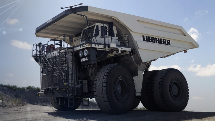 williams advanced engineering is electrifying a mining truck and 'infinity train'