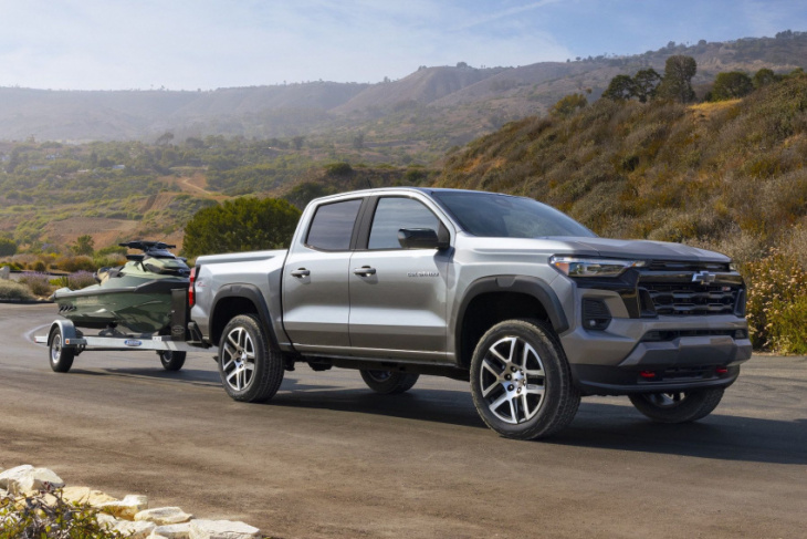 how the 2023 toyota tacoma stacks up against rivals
