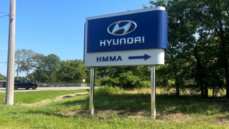 uaw wants u.s. to bar loans and subsidies for hyundai over workplace issues