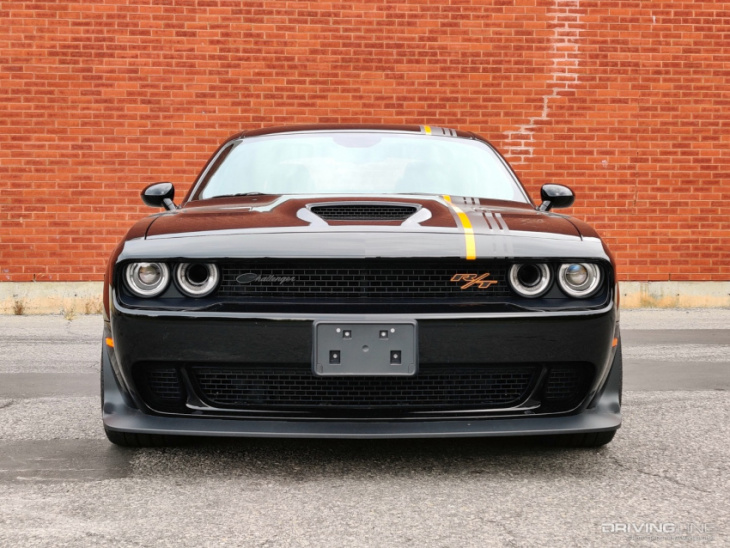 test drive review: 2022 dodge challenger scat pack widebody says a big, loud goodbye