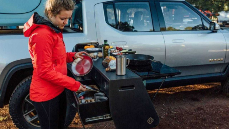 rivian no longer offering camp kitchen on r1t