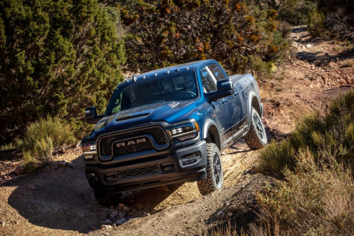 2023 ram 2500 heavy duty rebel trades one kind of capability for another