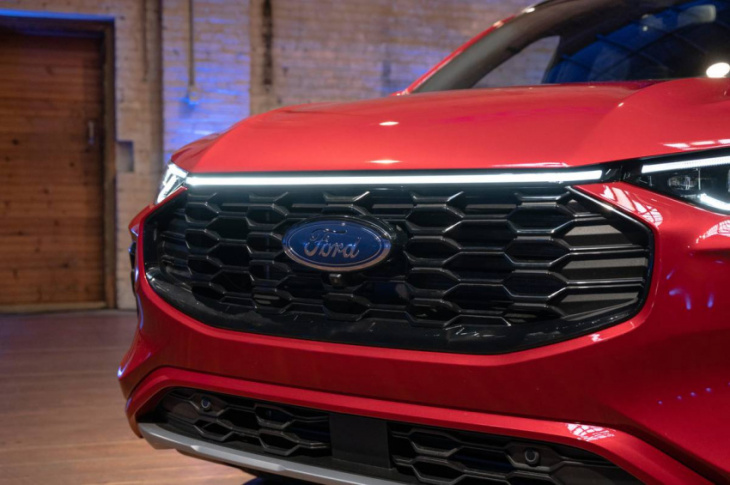 2023 ford escape up close: more of what escapists want