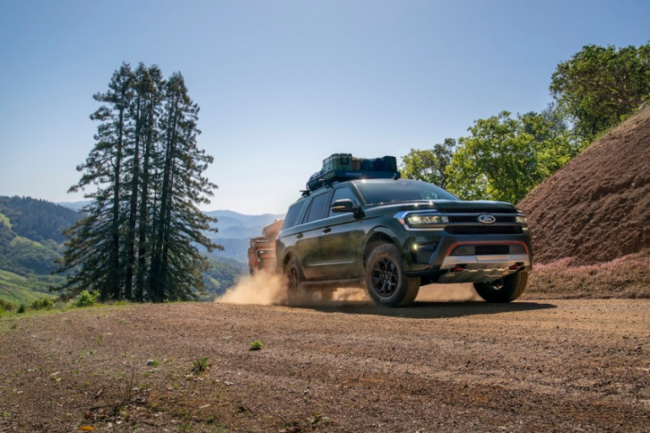 4 pros and 3 cons with driving the 2022 ford expedition
