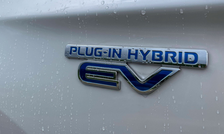 mitsubishi outlander phev was japan’s best-selling plug-in hybrid for the first half of 2022