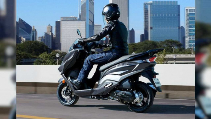 new suzuki burgman 125ex raises the bar in the entry-level scooter segment