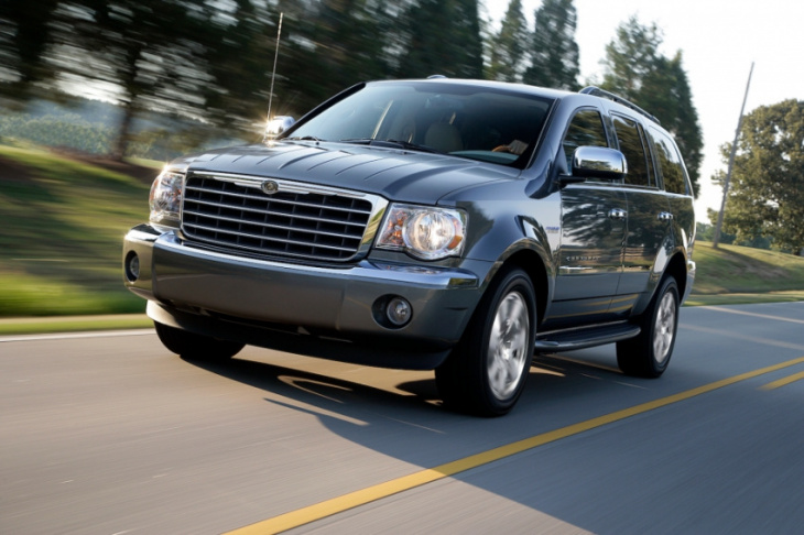 chrysler’s aspen suv was a hybrid ahead of its time–and it flopped