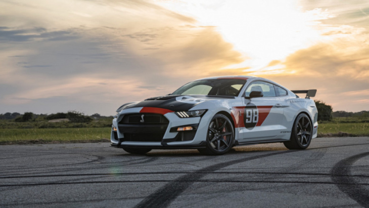 hennessey cranks ford mustang shelby gt500 to 1,204 hp for $59,950