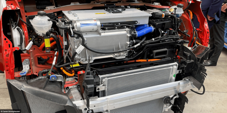stellantis ramps up fuel cell transporter production