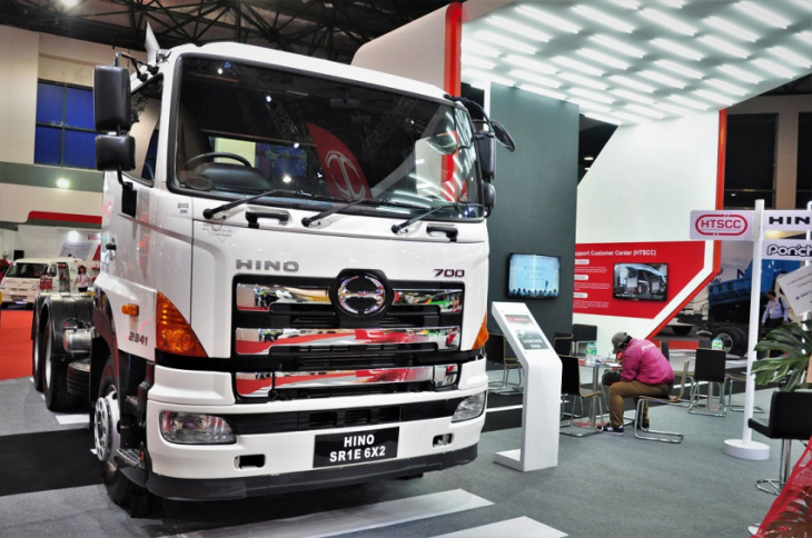 truck solutions sdn bhd opens authorised hino 3s centre in west port, klang