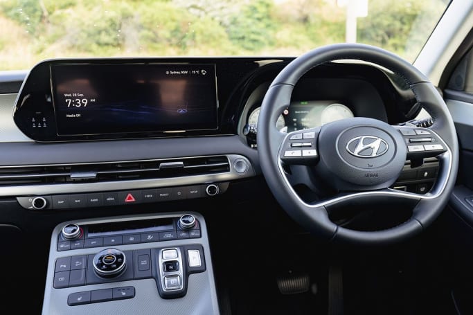 android, hyundai palisade 2023 review: elite 7-seat diesel