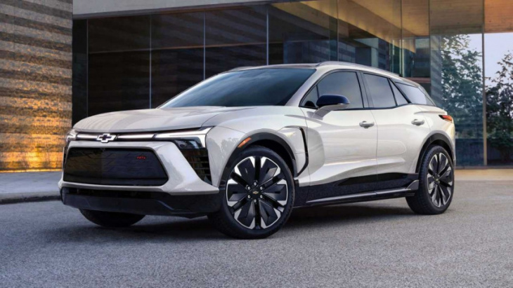is the new electric honda prologue a chevy blazer ev with a different badge?