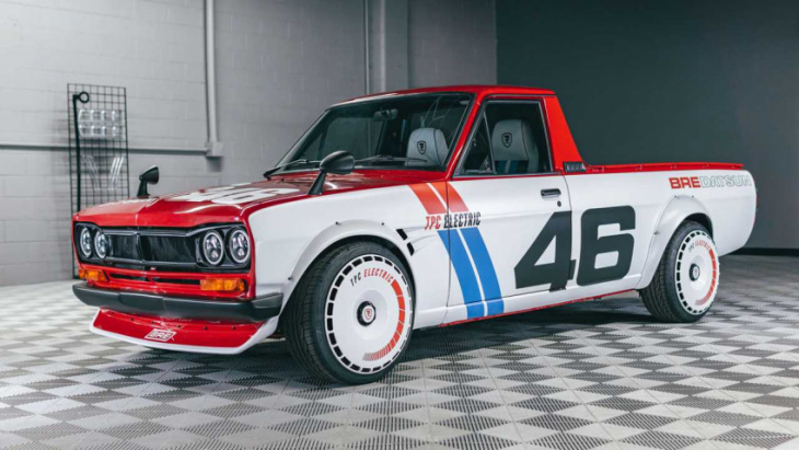 1987 nissan sunny pickup debuts at sema with leaf power