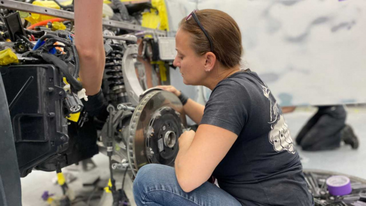 volvo and girl gang garage team up on sema build to knock down barriers
