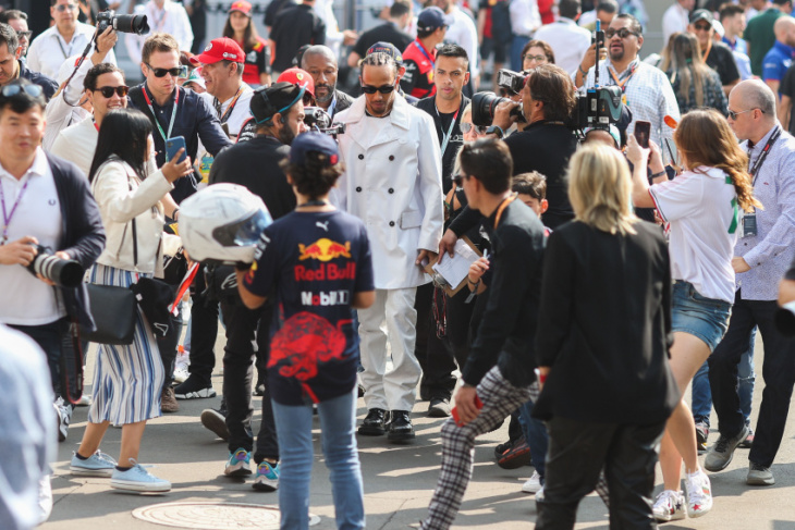f1 mexican grand prix leftovers: paddock overcrowding, hamilton takes dig at alonso