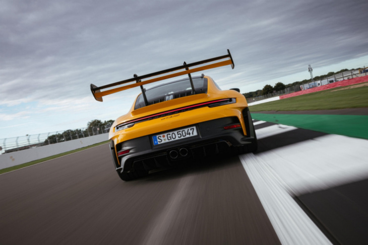 2023 porsche 911 gt3 rs first drive review : the force awakens