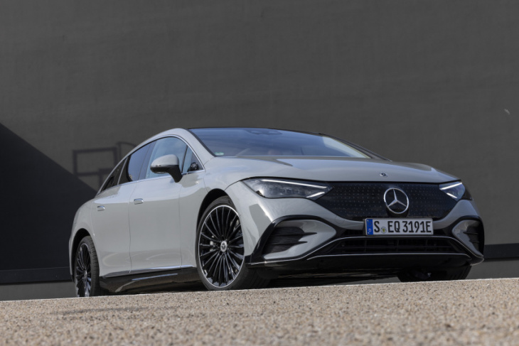2023 mercedes-benz eqe arrives in us for $76,050