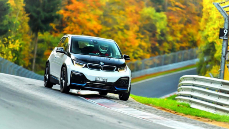 someone set a nürburgring lap time in the bmw i3s, watch pov video