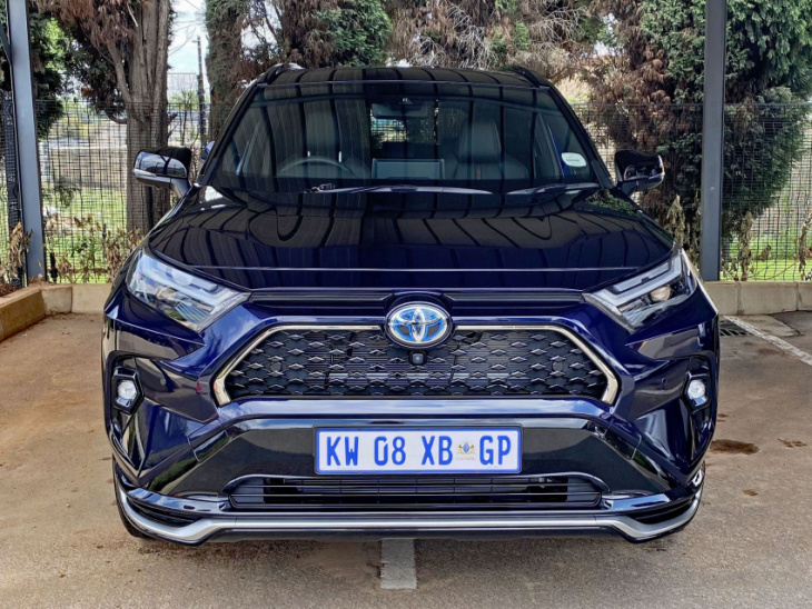 android, toyota’s plug-in hybrid rav4 is in south africa but you can’t buy it – here’s why