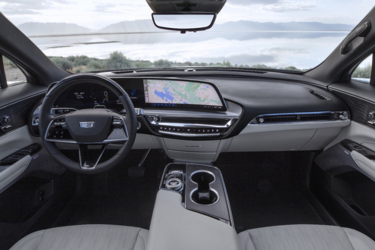 the 2023 cadillac lyriq’s glovebox can only open by using the touchscreen