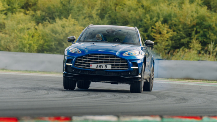 speed week 2022: nine performance cars battle it out on track