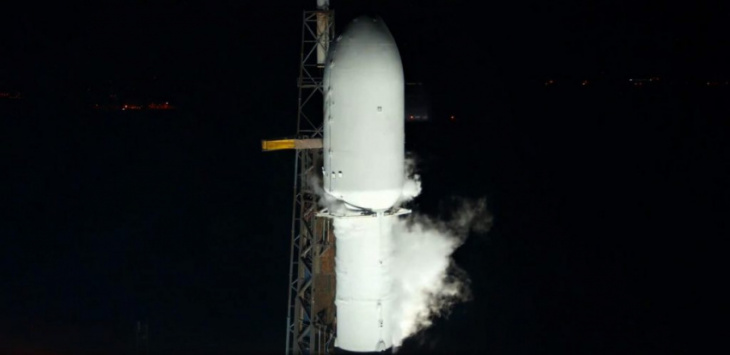 spacex falcon 9 rocket completes 50th orbital launch of 2022
