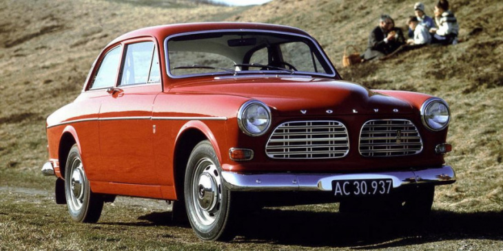 27 cool classic cars that are perfect for a collector on a budget