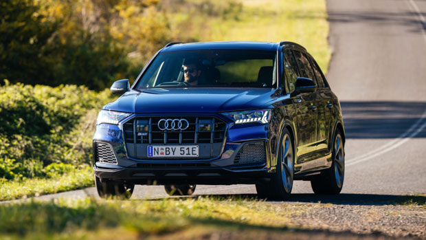 android, audi sq7 2022 review