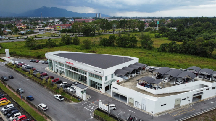 honda malaysia open biggest 3s centre in kuching