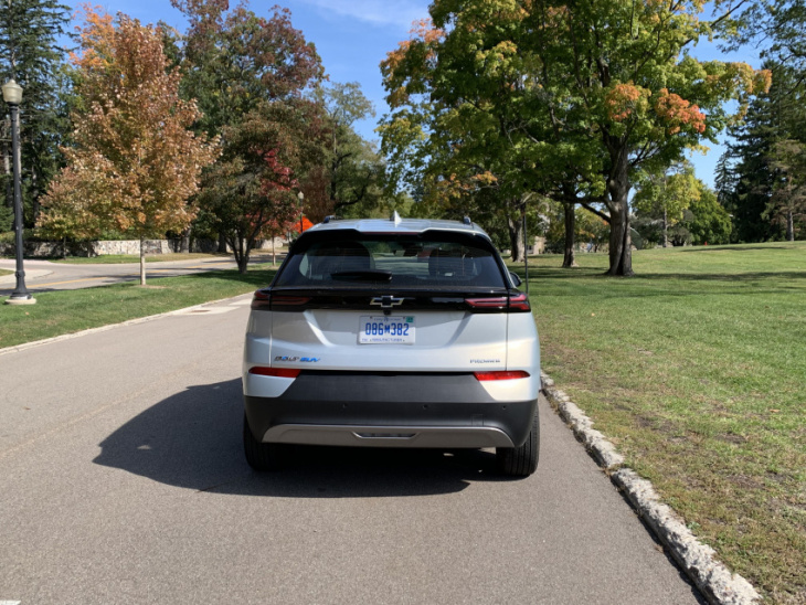 android, 2022 chevrolet bolt euv review: the cheap electric car you need