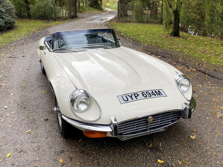 boycie’s jaguar e-type from only fools and horses heads to auction