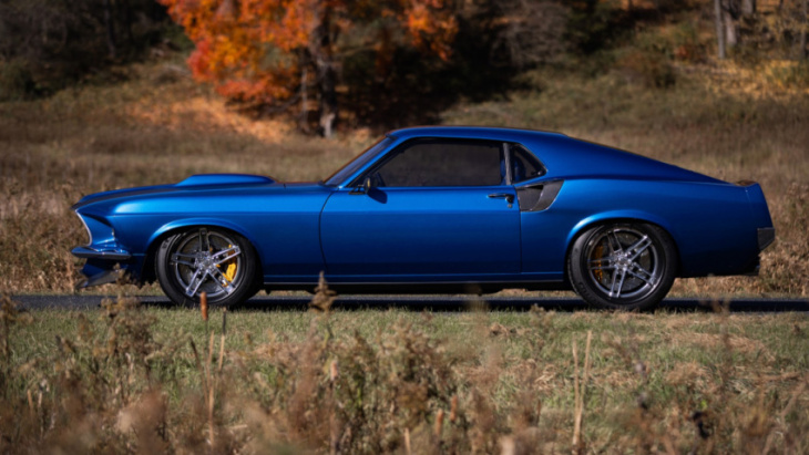 ringbrothers reveals 1969 ford mustang mach 1 build at 2022 sema show