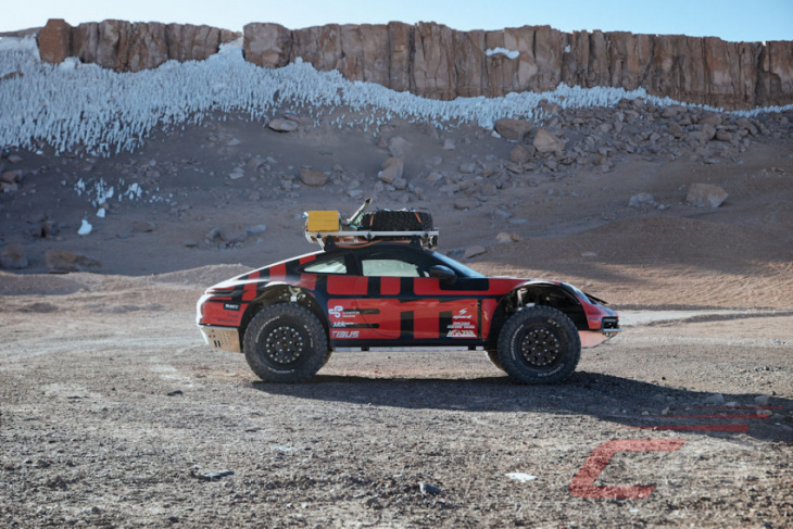 this porsche 911 can probably out-trail your off-roader