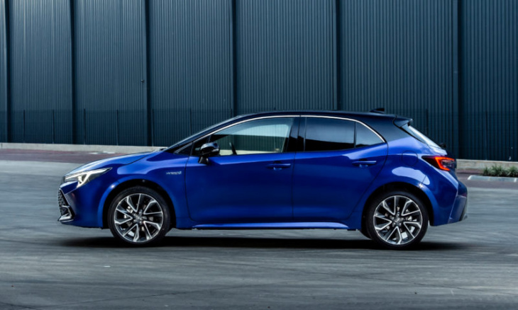 android, corolla hatch hybrid joins toyota’s local lineup – pricing and specification