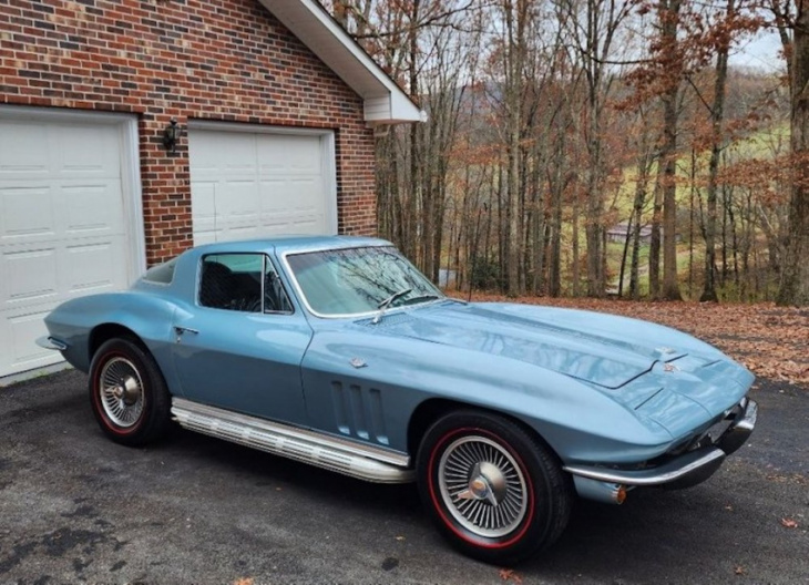 gaa auction in north carolina serves up nearly 50 corvettes of all kinds