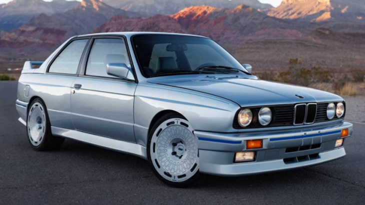 tuned bmw e30 m3 packs potent 625-hp m5 v10 engine, costs $350,000