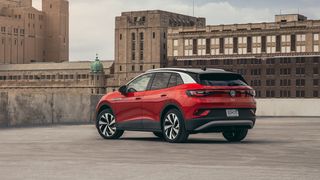 here's how the 2023 volkswagen id.4 stacks up to the audi q4 e-tron